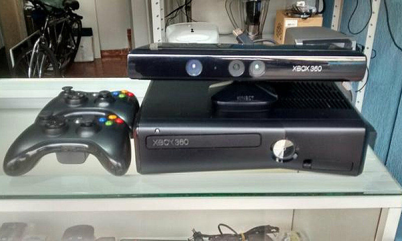 Xbox 360 Slim...