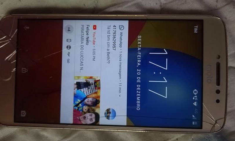 Moto Eplay 4...