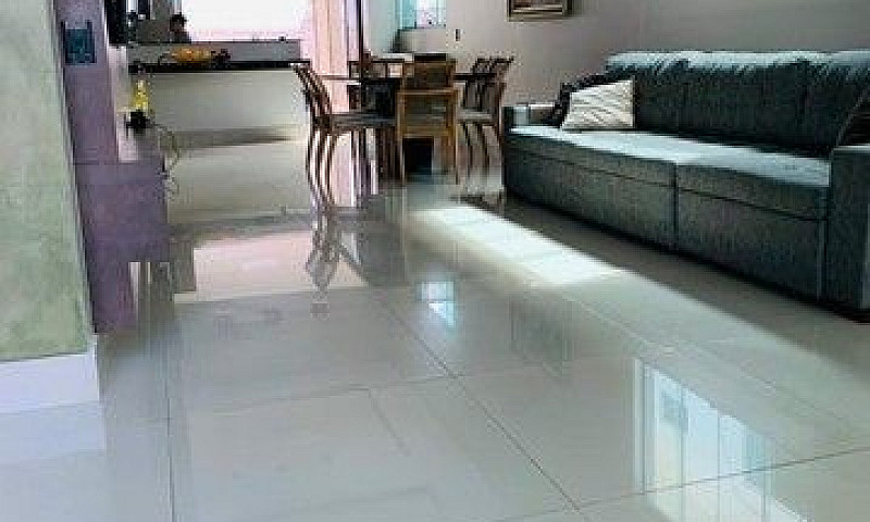 Maia Casa Com Piscin...