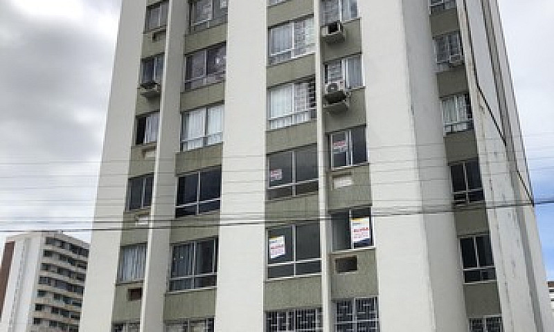 # Edifício Ana Maria...