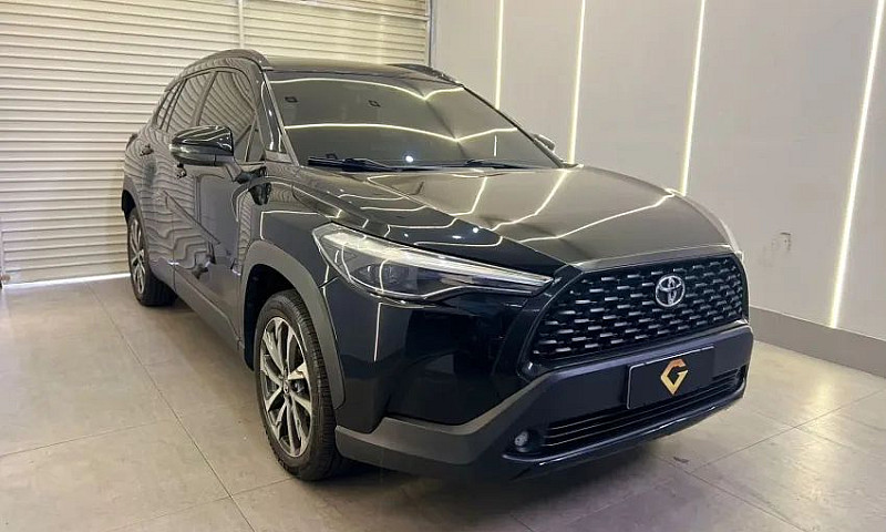 Toyota Corolla Cross...