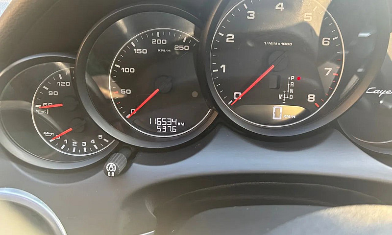 Porsche Cayenne 2013...