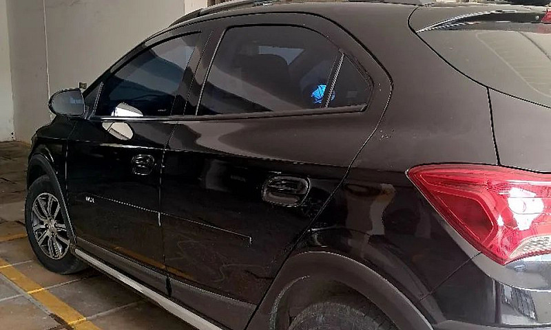 Chevrolet Onix Activ...