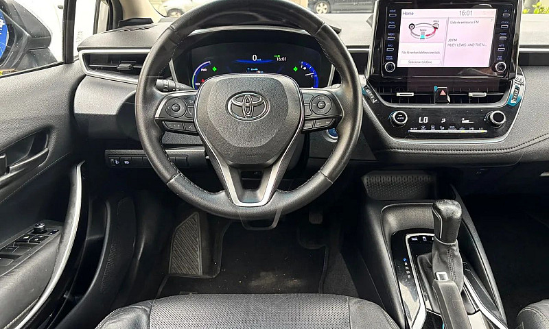 Toyota Corolla Altis...
