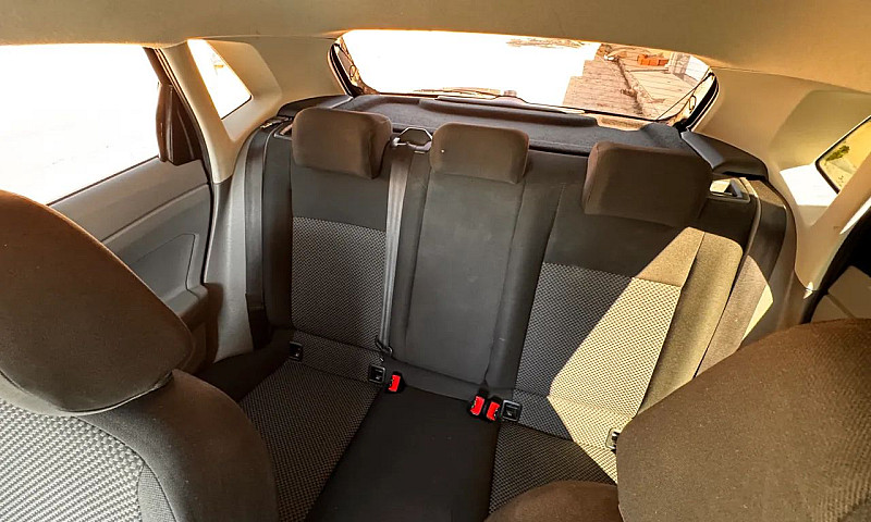 Volkswagen Polo 1.6 ...