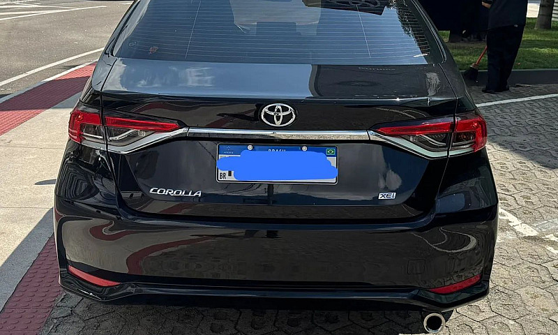 Toyota Corolla Xei 2...