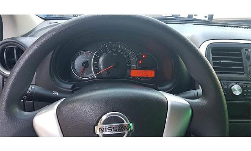 Nissan Versa 1.0 12V...