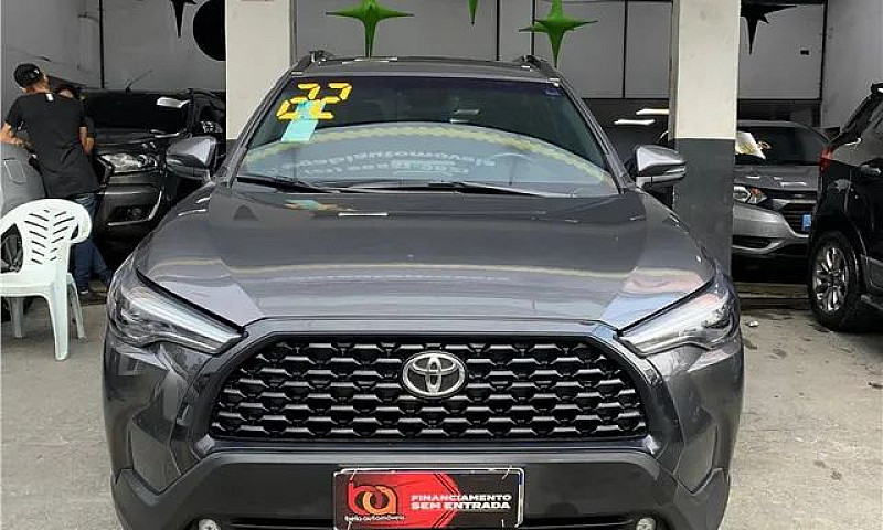 Toyota Corolla Cross...