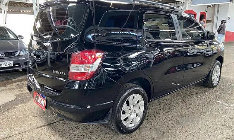 Chevrolet Spin Ltz 7...