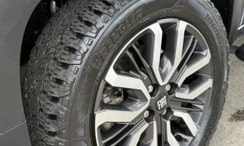 Fiat Strada Ranch 1....