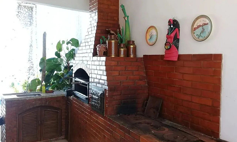 Casa De Condomínio P...