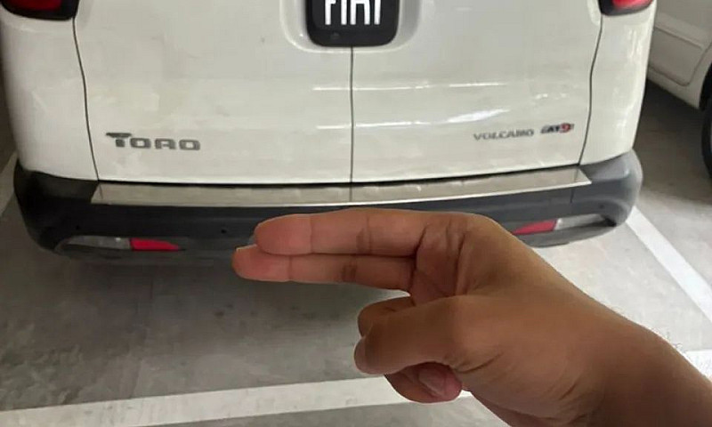 Fiat Toro Volcano 2....