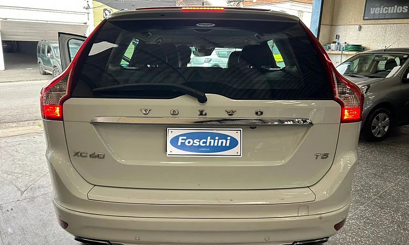 Volvo Xc 60 2.0 T5 5...