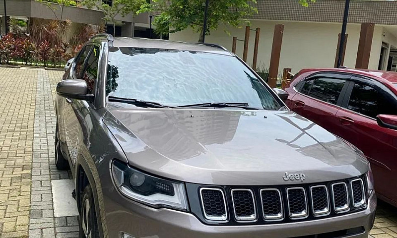 Jeep Compass Sport 2...