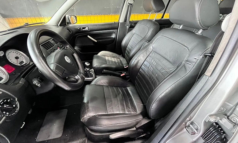 Volkswagen Golf Spor...