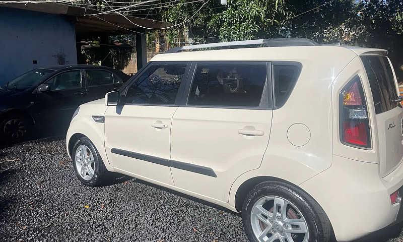 Kia Motors Soul 1.6/...