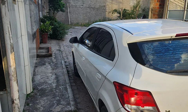 Chevrolet Onix Hatch...