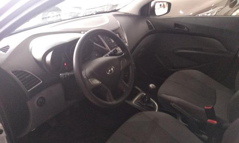 Hyundai Hb20S Comfor...