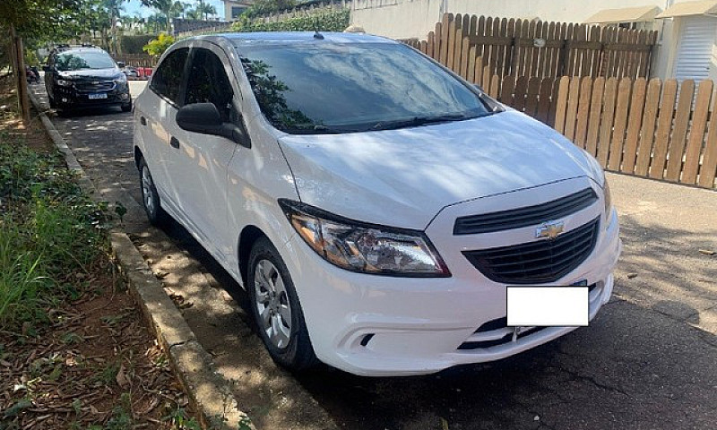 Chevrolet Ônix 2018...
