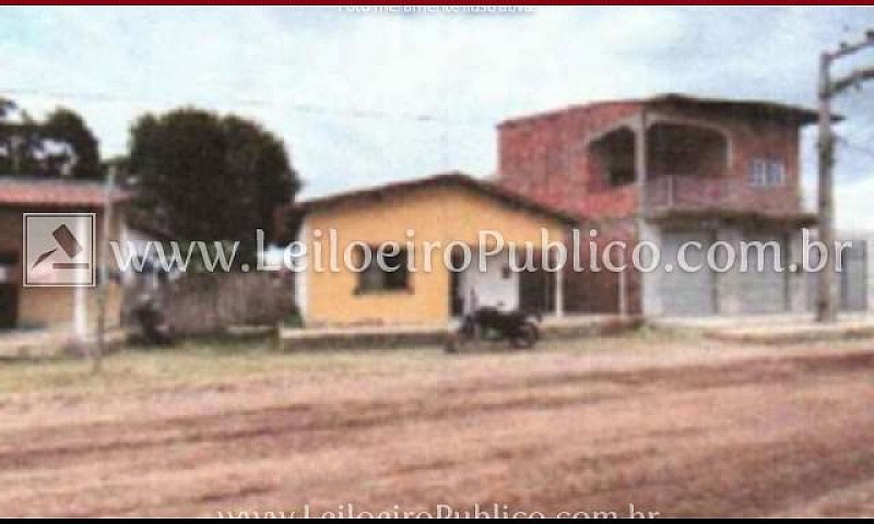 Monção (Ma): Casa Xu...