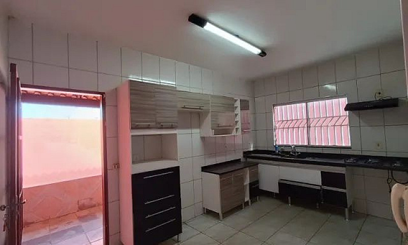 Casa 3/4  Setor Mont...