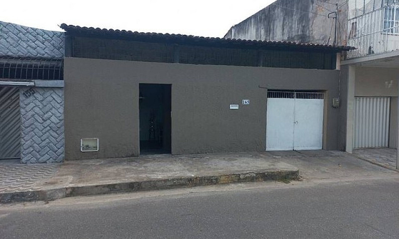 Vende-Se Casa Conjun...