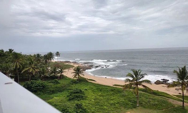 Pé Na Areia / Frente...