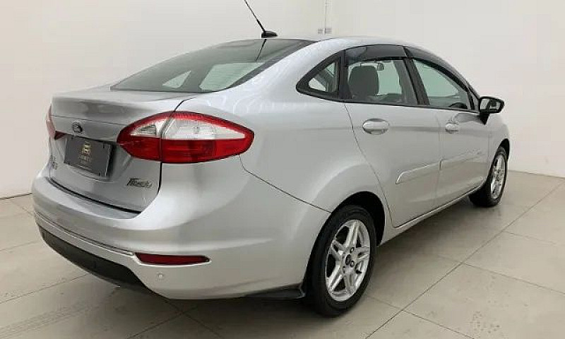 New Fiesta Sedan Sel...