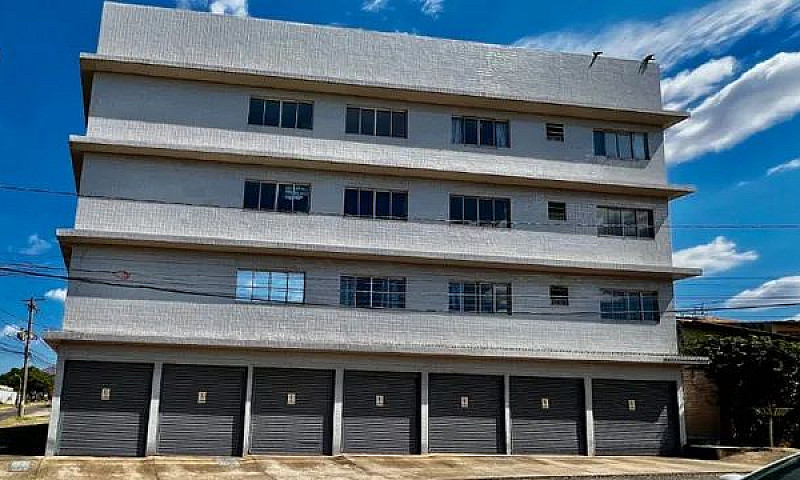 Apartamento 02 Quart...