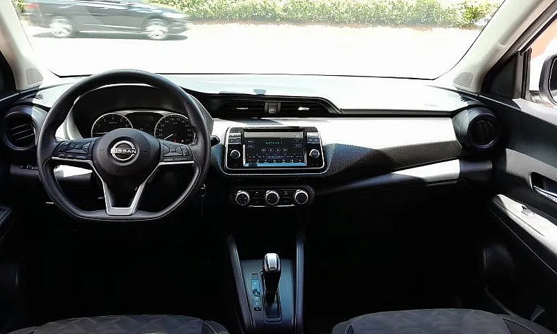 Nissan Kicks Sense 1...