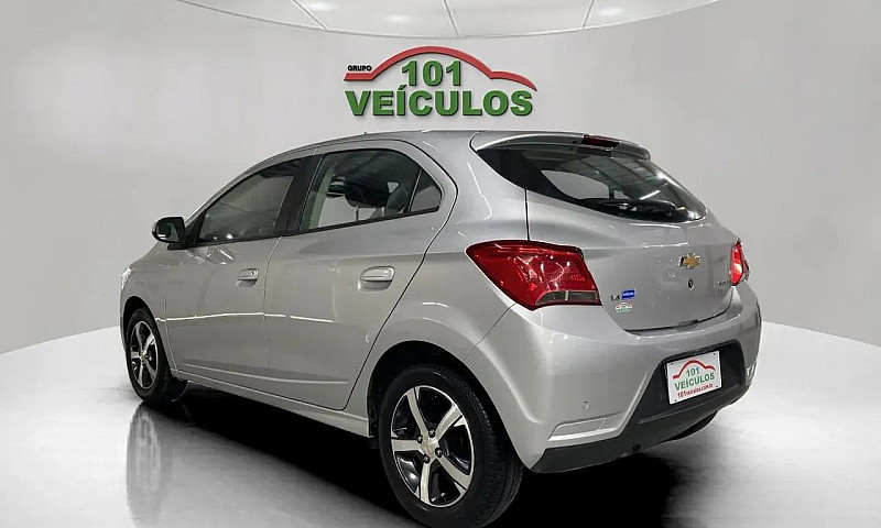 Chevrolet Onix Hatch...