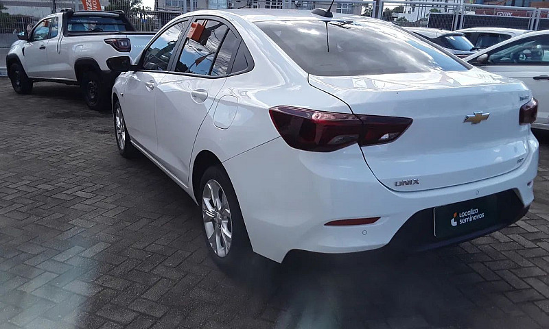 Chevrolet Onix Hatch...