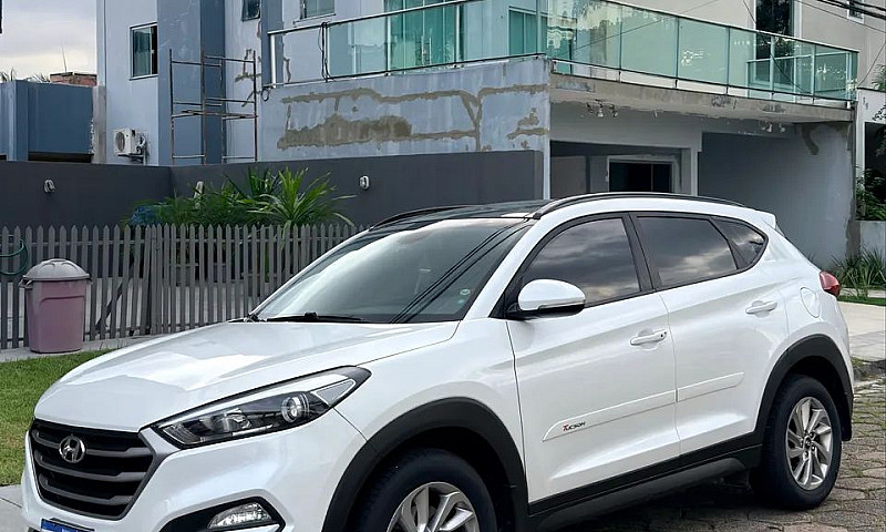 Hyundai Tucson Gls 1...
