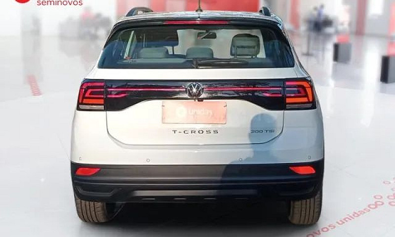 Volkswagen T-Cross 1...