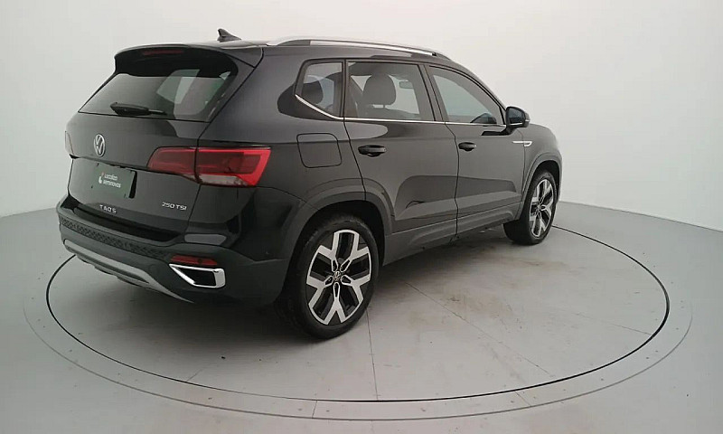 Volkswagen Taos High...