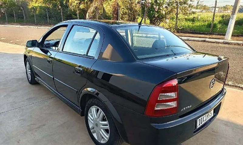 Chevrolet Astra 2.0 ...
