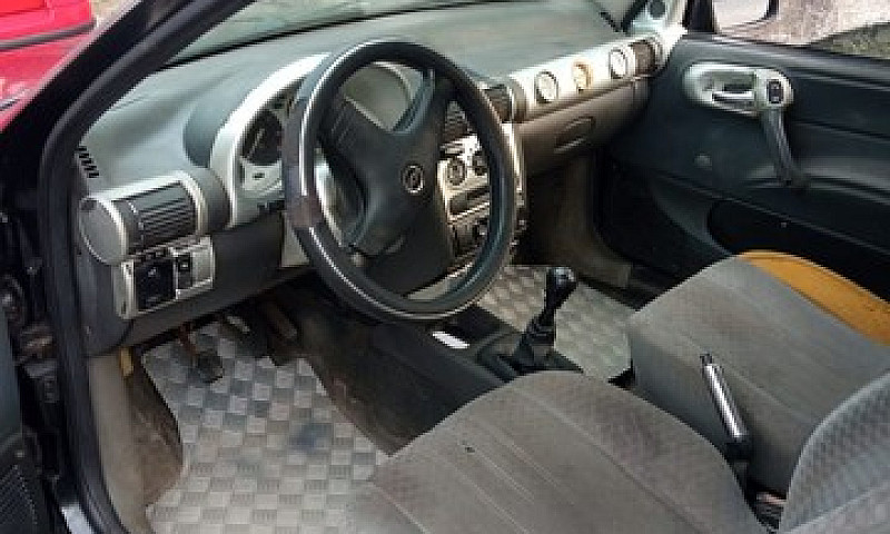 Vendo Carro Corsa...
