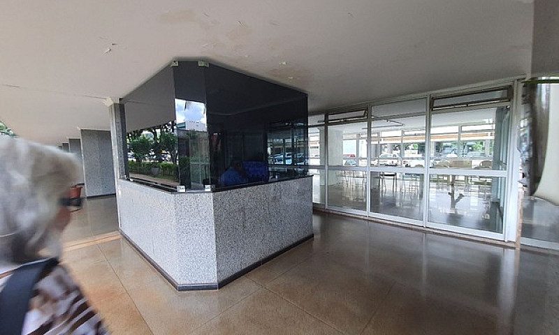 Urgente !!!! Quadra ...