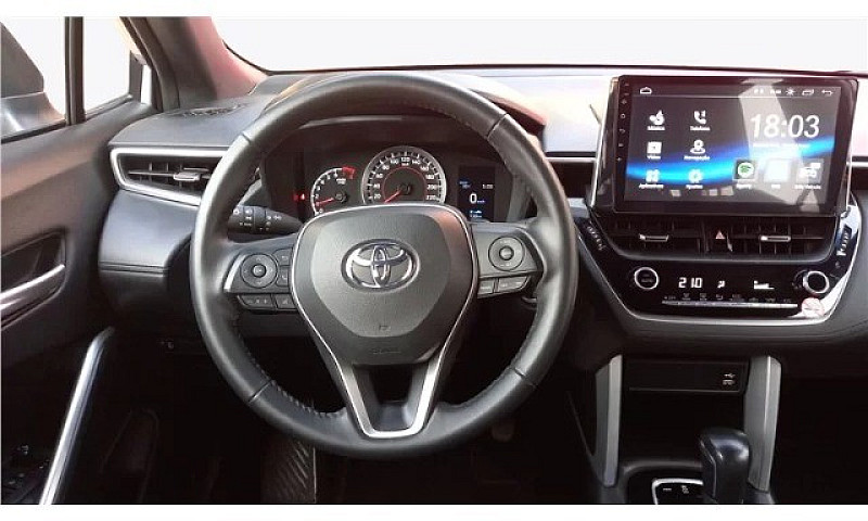 Toyota Corolla Cross...