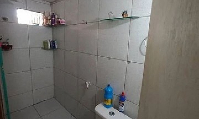 Vende-Se Casa Conjun...