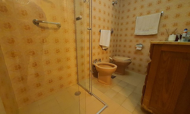 Urgente !!!! Quadra ...