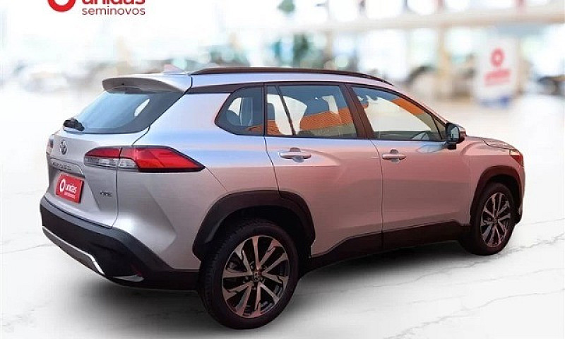 Toyota Corolla Cross...