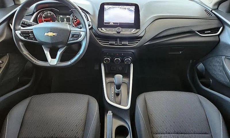 Chevrolet Onix Plus ...