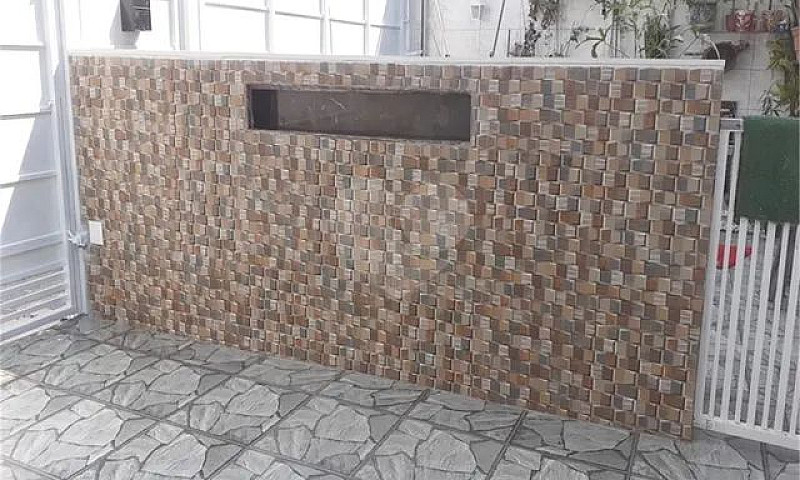 Casa Com 2 Quartos À...