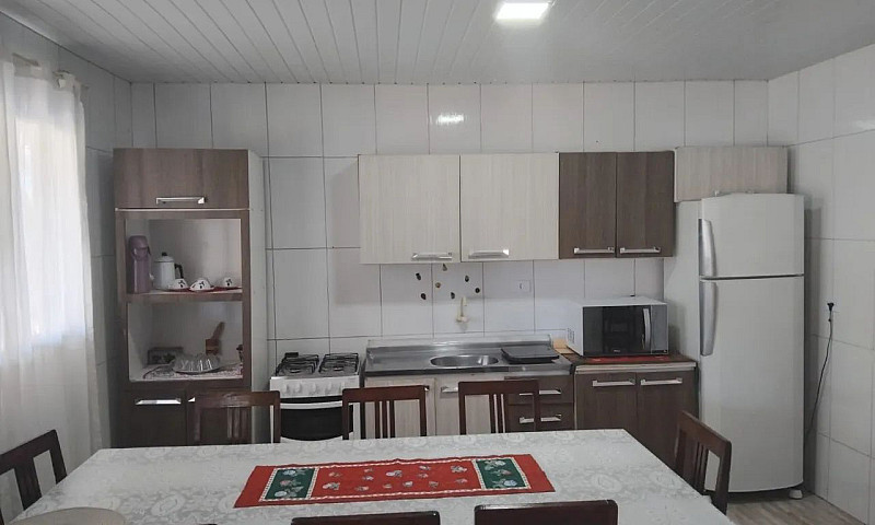 Aluga-Se Casa Na Pra...