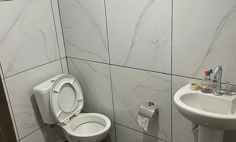 Casa No Segundo Anda...