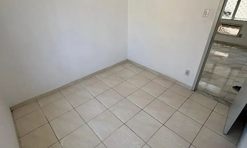 Casa De Vila Com 2 Q...