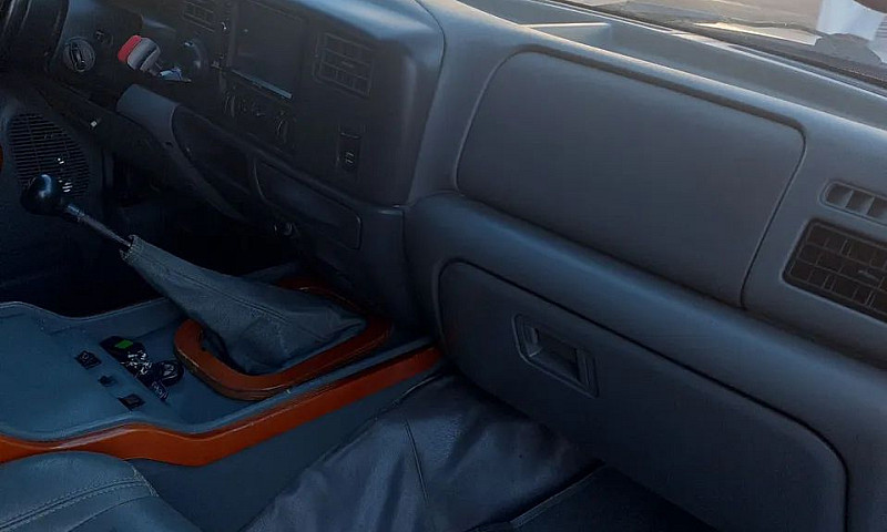 Ford F-250 Tropical ...