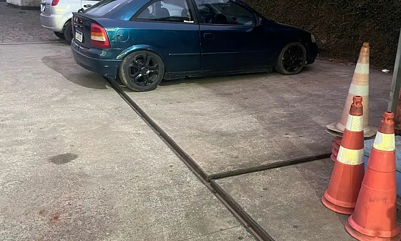 Chevrolet Astra Gl 1...