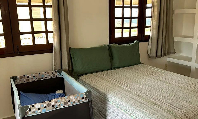 Vendo Belíssima Casa...
